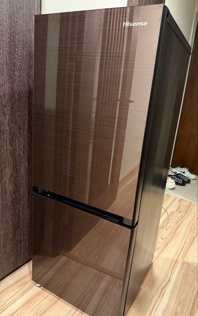 【美品】Hisense ブラウン冷蔵庫　154L