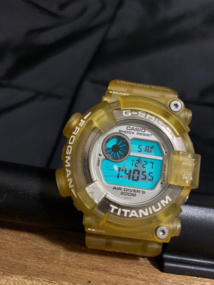 CASIO フロッグマンDW-8201WCトリプルマンタW.C.C.S