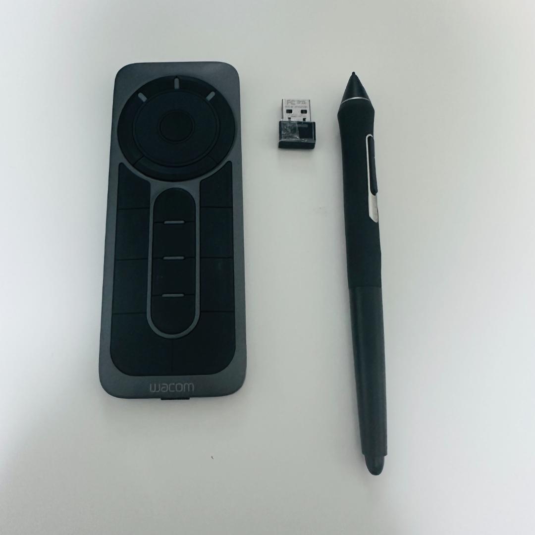 液タブ・ペンタブ Wacom Cintiq Pro 24