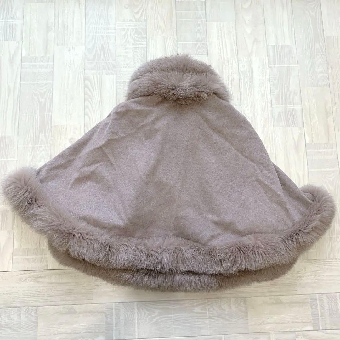 訳あり　美品　ファビオラ ムーンバット フォックスファー ポンチョ
