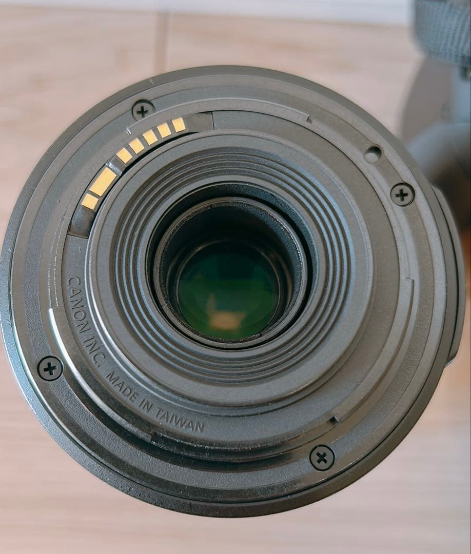 Canon EOS Kiss X7 デジタル一眼レフカメラ 本体とレンズ2本