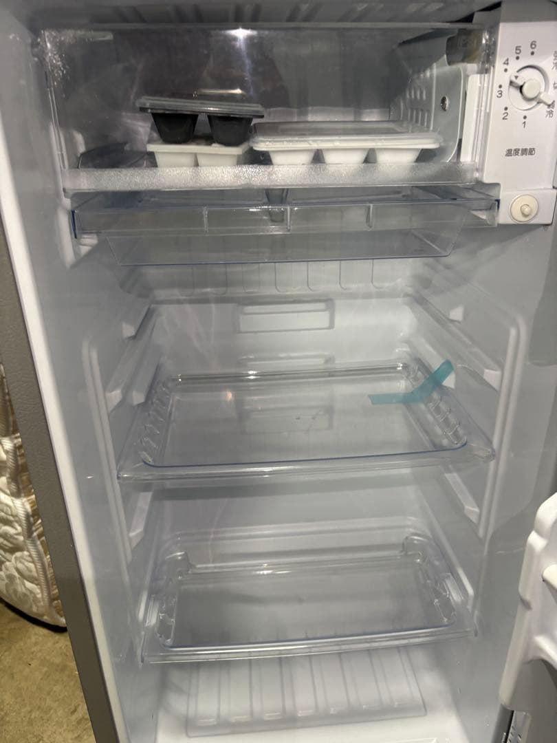 AQR-8K(S)2022年製　冷蔵庫女性オーナー