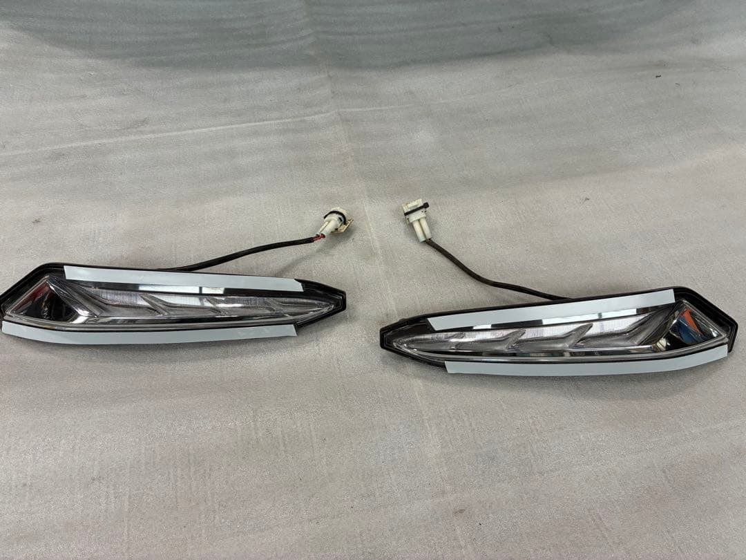 プリウスモデリスタデイライト