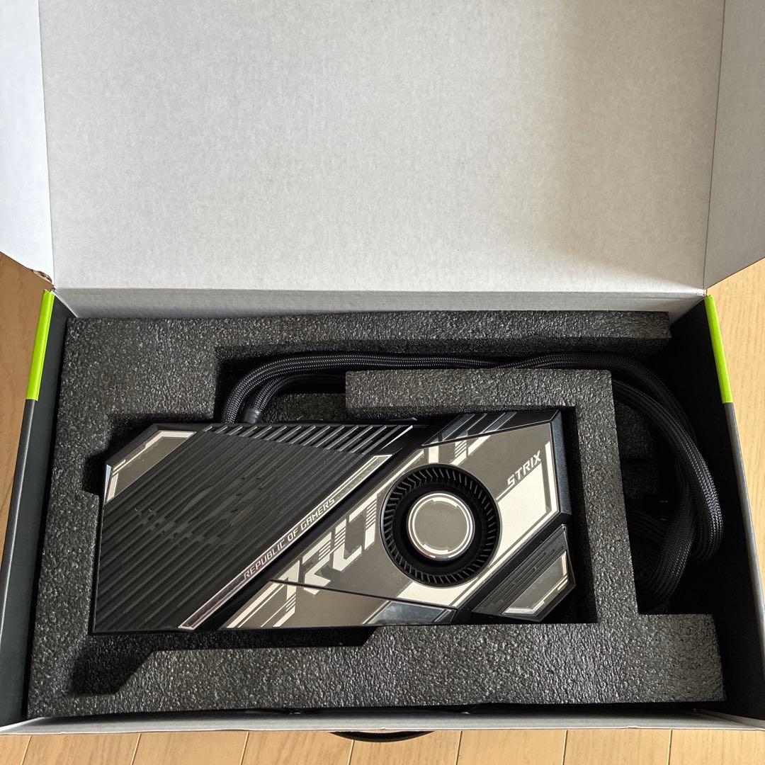 ASUS ROG RTX 4090 ヒートシンク　ファン　バックプレート　LED