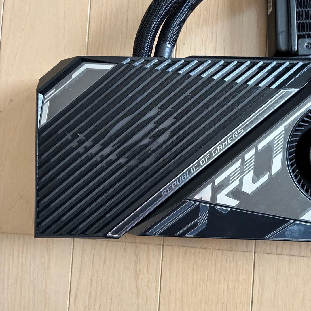 ASUS ROG RTX 4090 ヒートシンク　ファン　バックプレート　LED