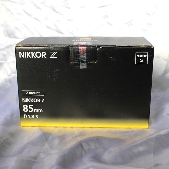 美品 Nikon Z 85mm f/1.8S ブラック