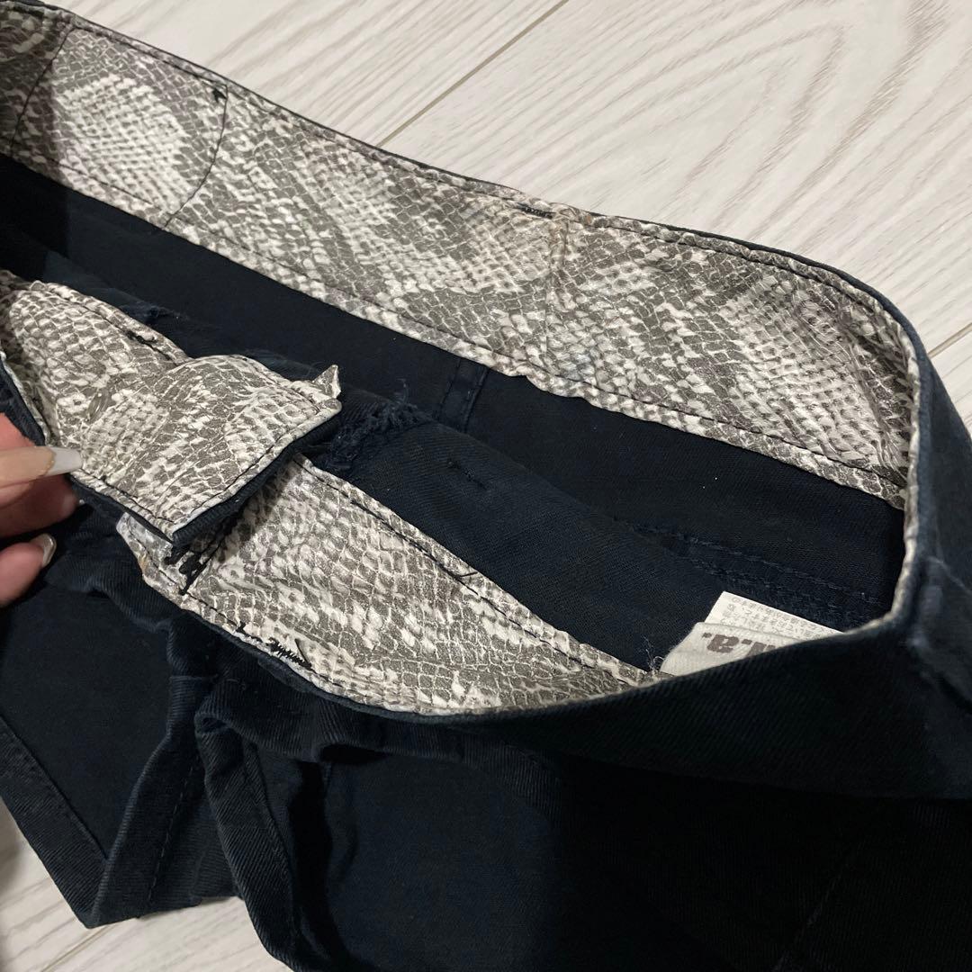 d.i.a ダイヤ　パイソン柄ショートパンツ