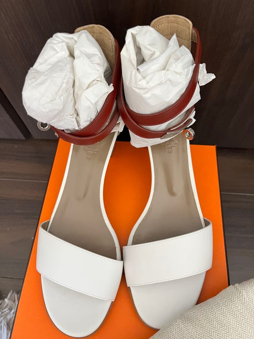 エルメス　ホワイト ミュール ストラップ付き 保存袋付き