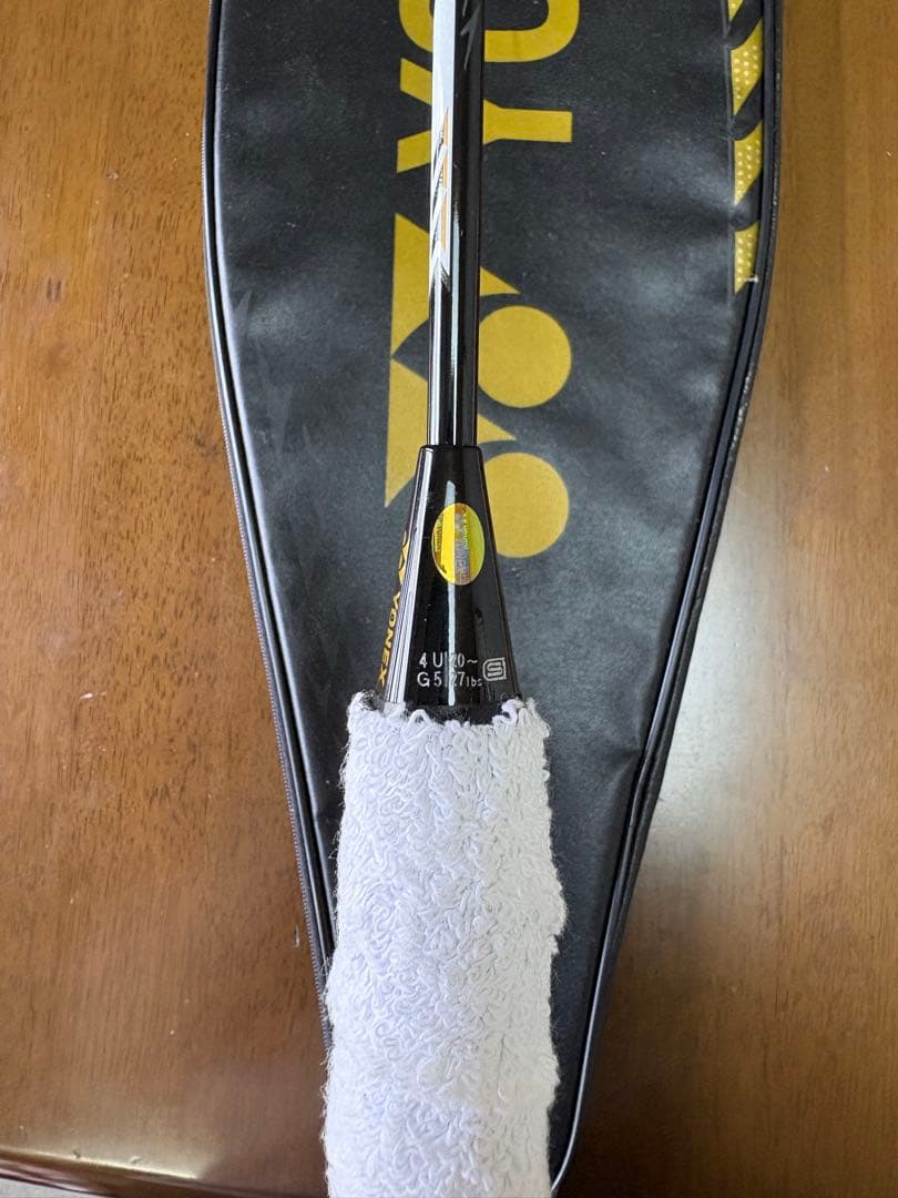 YONEX ボルトリックLDフォース　4U/G5 美品！