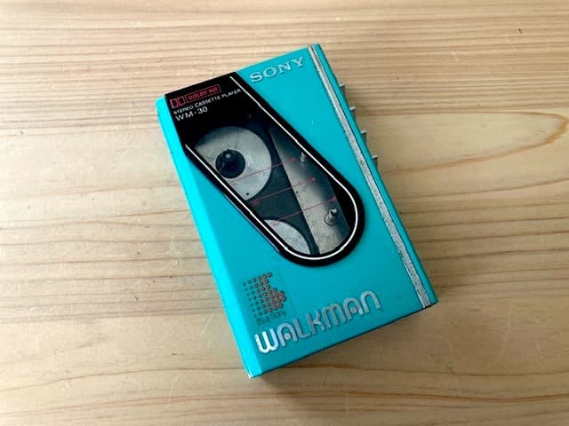 美品 高音質 整備済完全動作品 ソニー WM-30 グリーン 超レア色