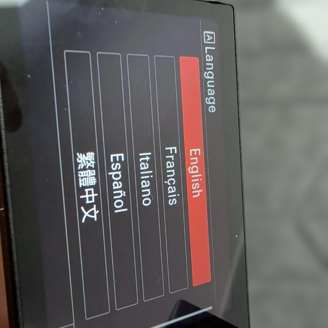 美品 Sony A7C II 本体 シャッター数8860 ケージ付