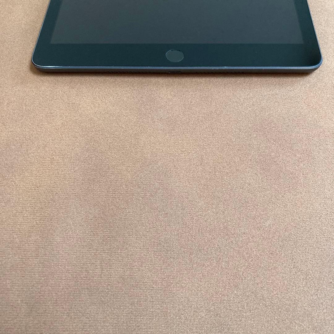 3477【早い者勝ち】iPad7 第7世代 32GB WIFIモデル☆