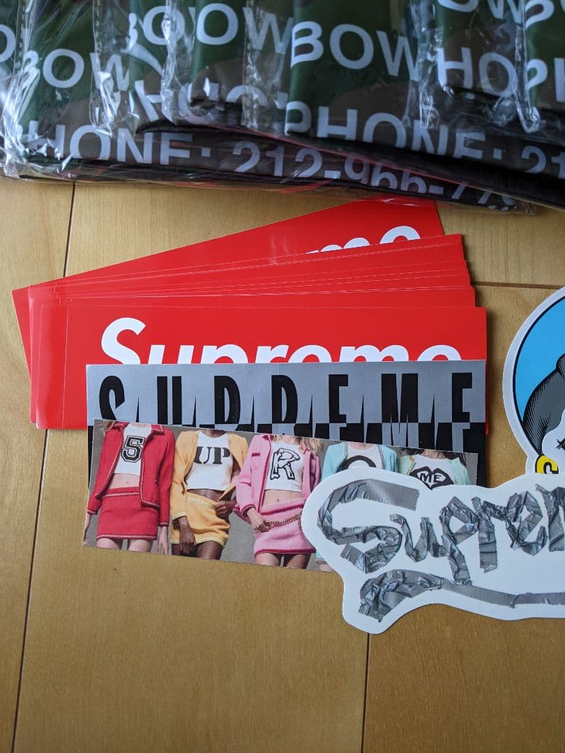 Supreme ランドリーバック ノベルティ10枚とおまけステッカー