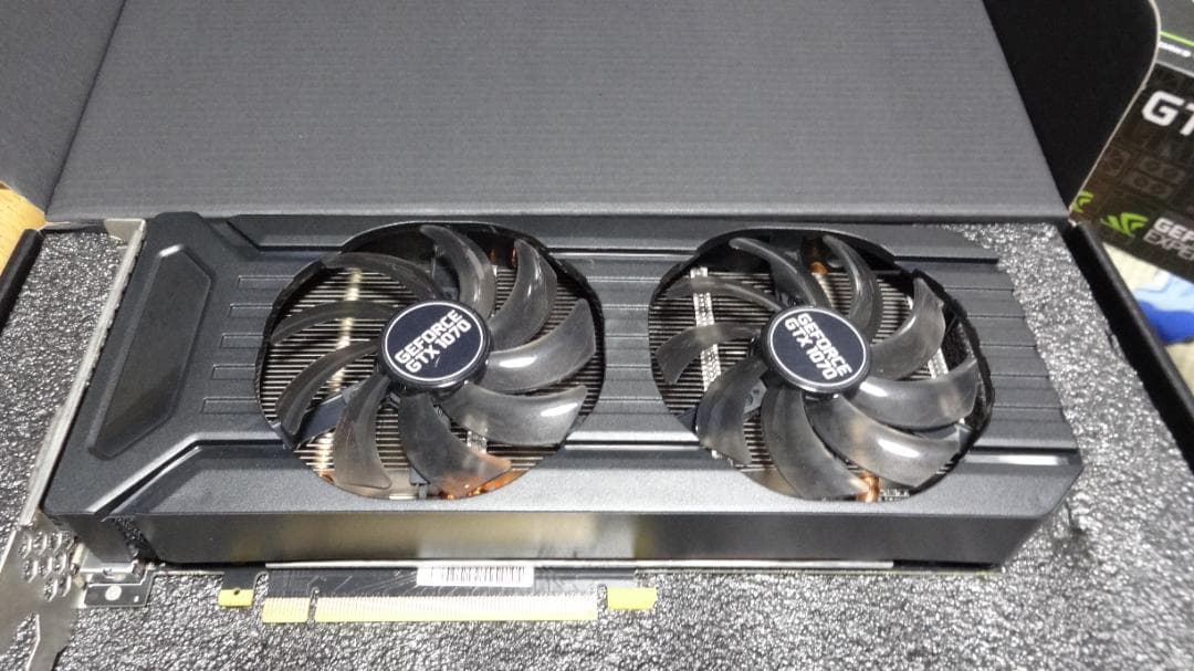 PALIT GeForce GTX 1070 8GB デュアルファン