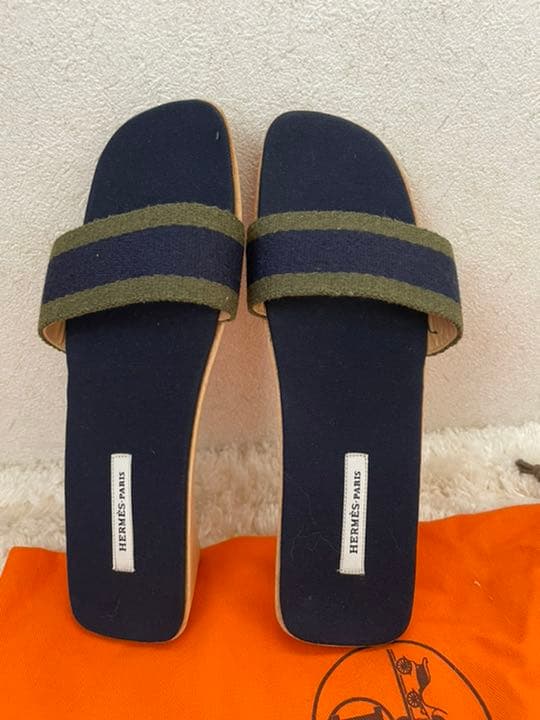 新品　HERMESのフールトゥーサンダル♪ 即日発送