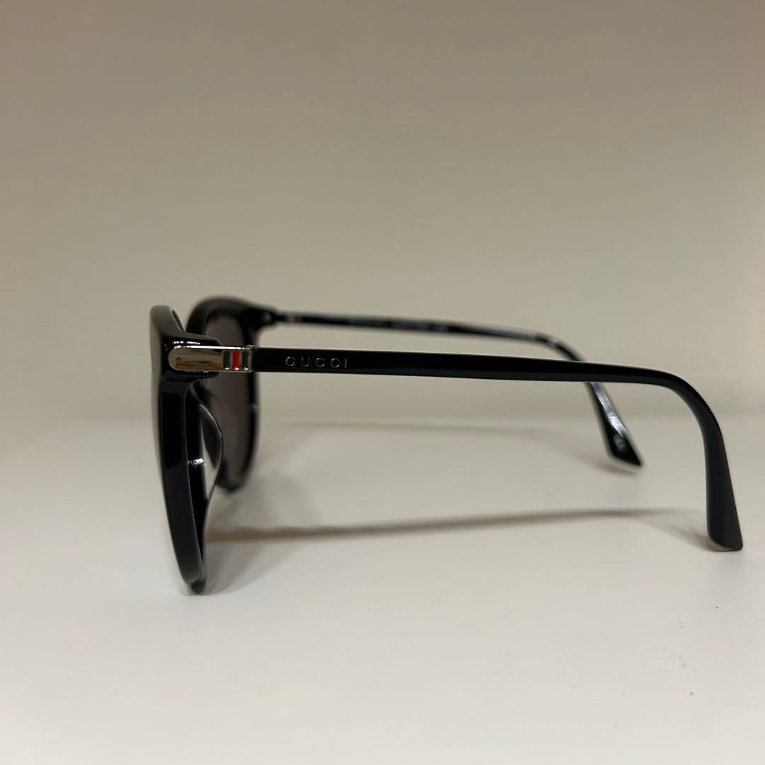 GUCCI ラウンド型サングラス ブラック