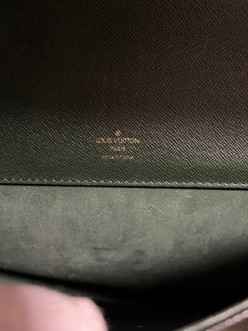 m*o様 ルイヴィトン タイガ セルヴィエット クラド M30074 鍵×2