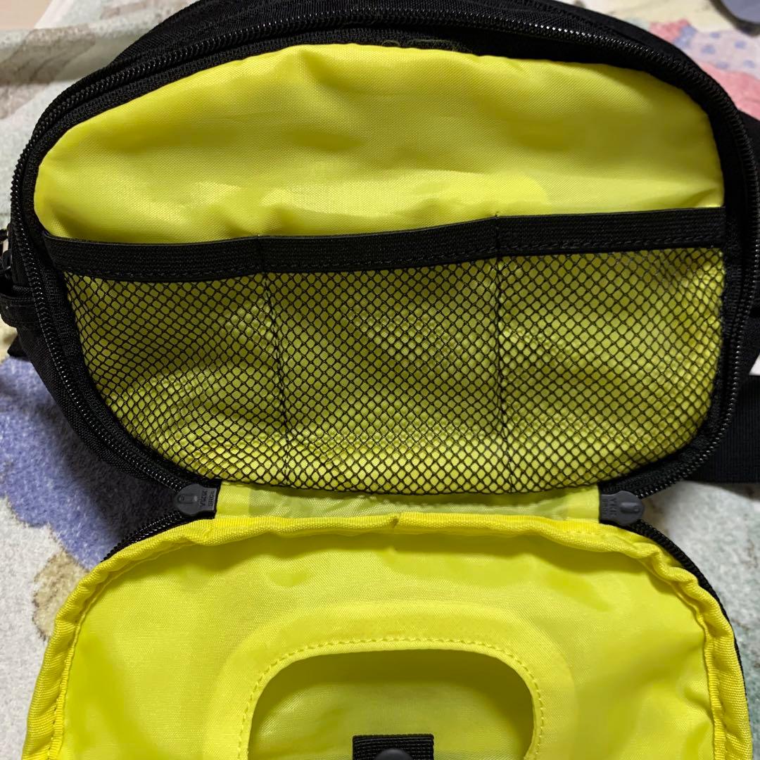 Hugoo ハグー　抱っこ紐用バッグ ヒップシート　赤ちゃん