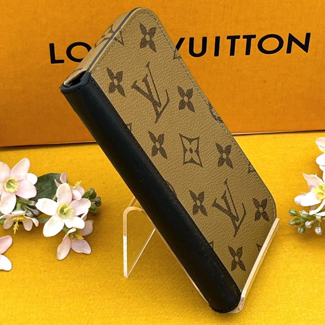 iPhone15 Pro ケース　ルイヴィトン　モノグラム　リバース　手帳型