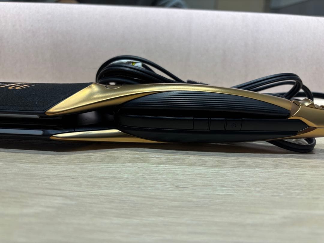 ひろりんReFa ストレートヘアアイロン ブラック/ゴールド