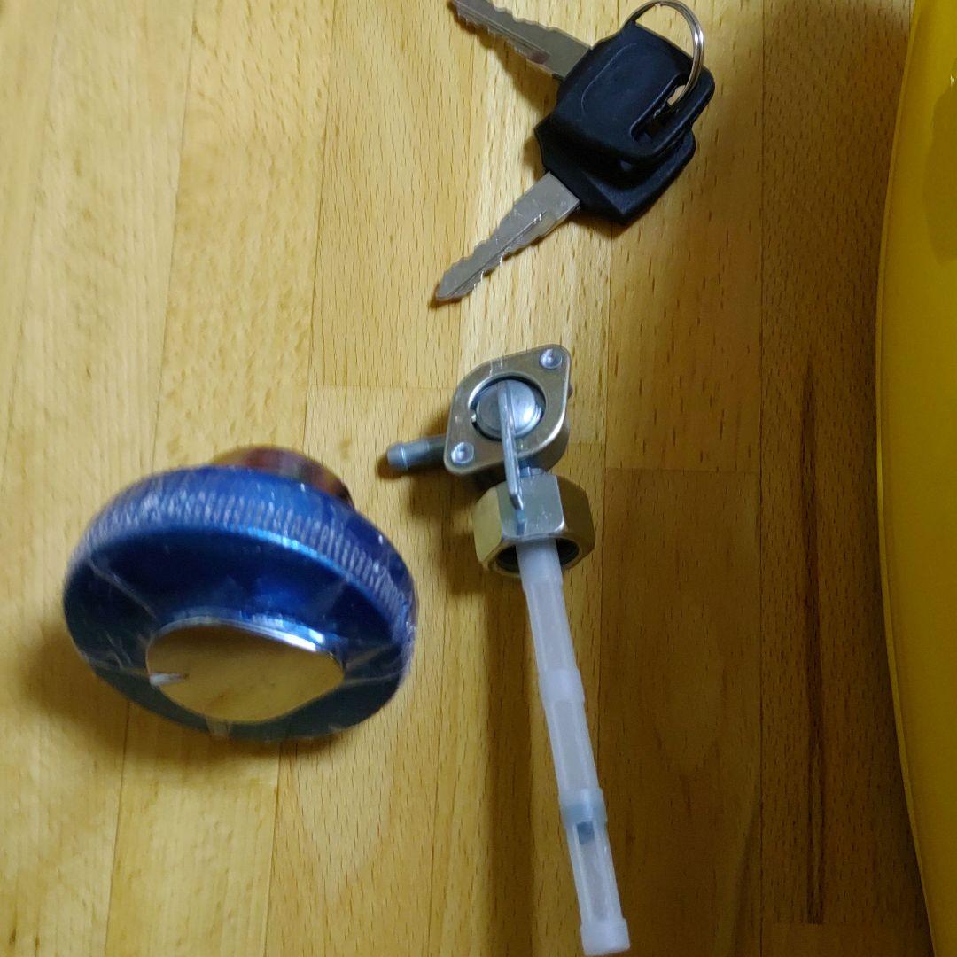 モンキーフレーム用 4Lタンク 鍵、デカール付き