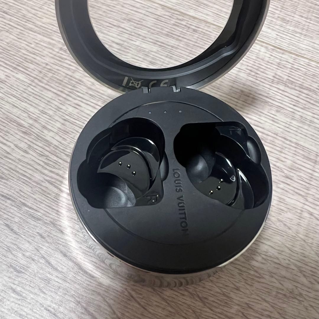 極美品 ルイヴィトン ホライゾン イヤホン ワイヤレス ホワイト QAB120