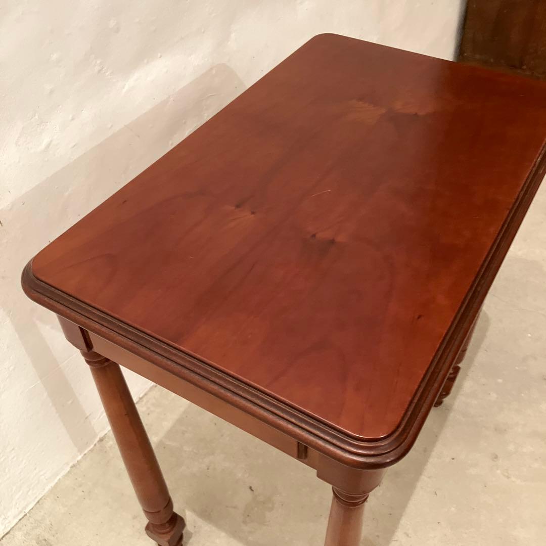 ビンテージ　ナイトテーブル　アンティーク　コーヒーテーブル