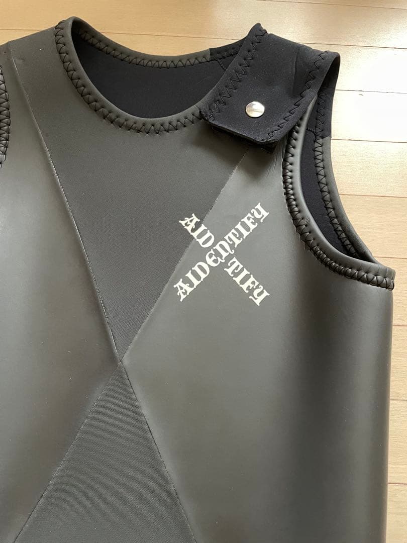 N*5様 ブラックショートジョンウェットスーツ