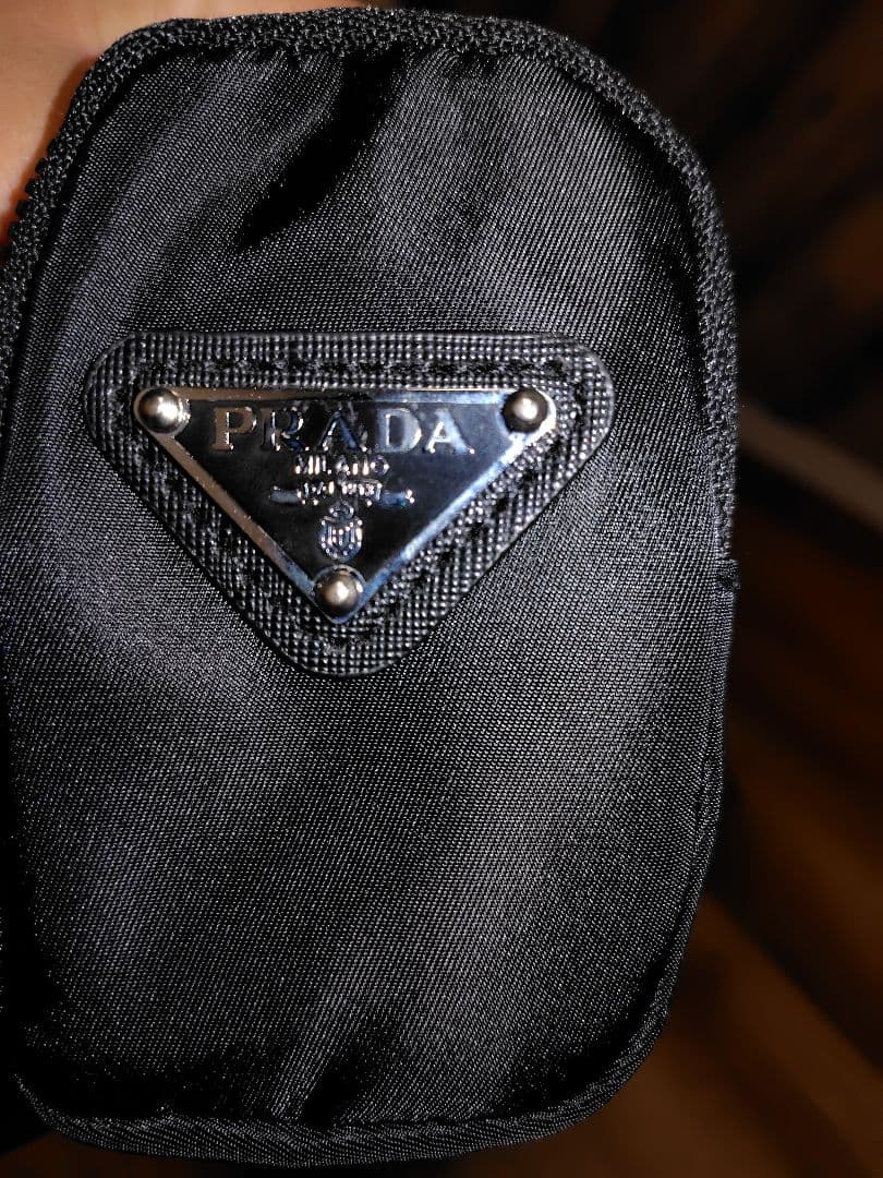 PRADAショルダーバック