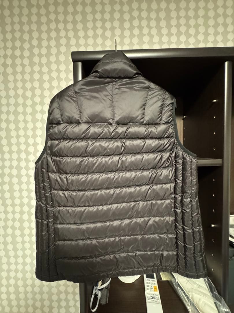 ハナ　ALFRED DUNHILL ブラックダウンベスト サイズM