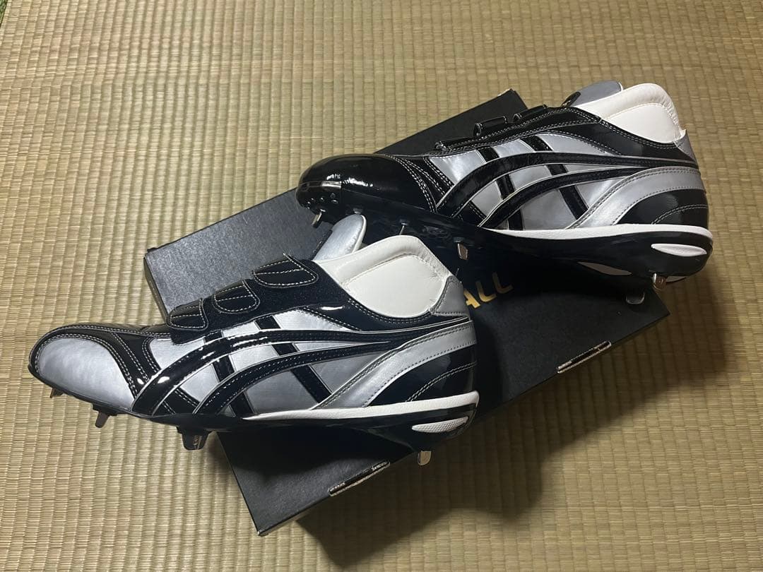 asics アシックス GOLDSTAGE スパイク ブラック/シルバー27cm