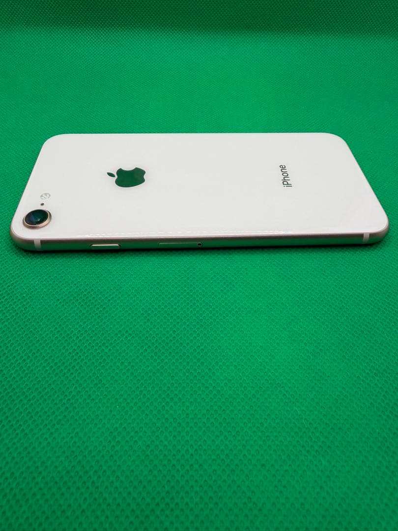 ★美品　iphone8 64g ゴールド★