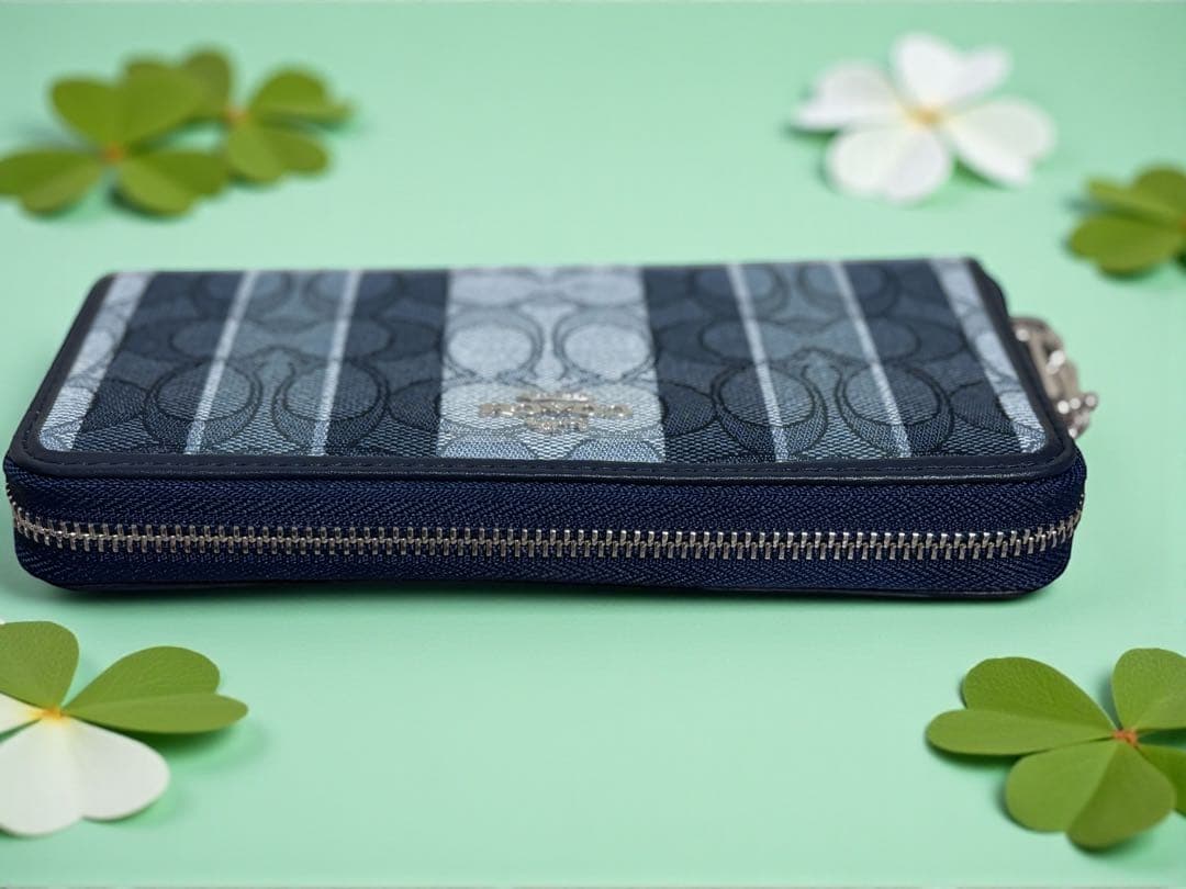 COACH 長財布ネイビーストライプ【新品】