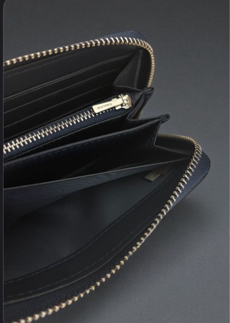 COACH 長財布ネイビーストライプ【新品】