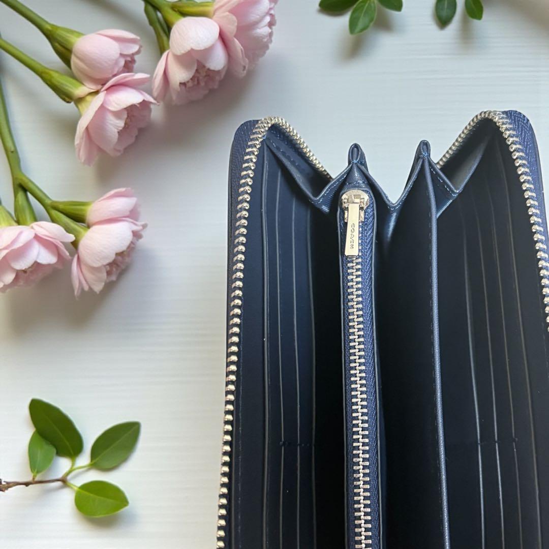 COACH 長財布ネイビーストライプ【新品】