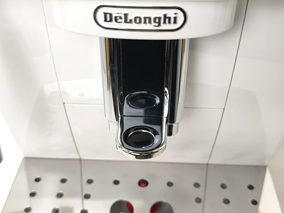 デロンギ　コンパクト全自動コーヒーマシンマグニフィカS ECAM22112W 3