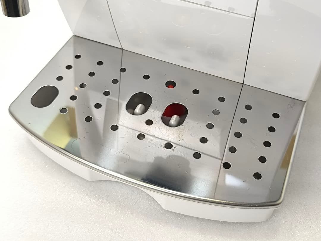 デロンギ　コンパクト全自動コーヒーマシンマグニフィカS ECAM22112W 3