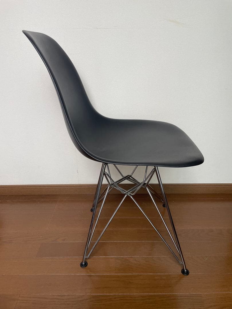イームズシェルチェア　ハーマンミラー正規品