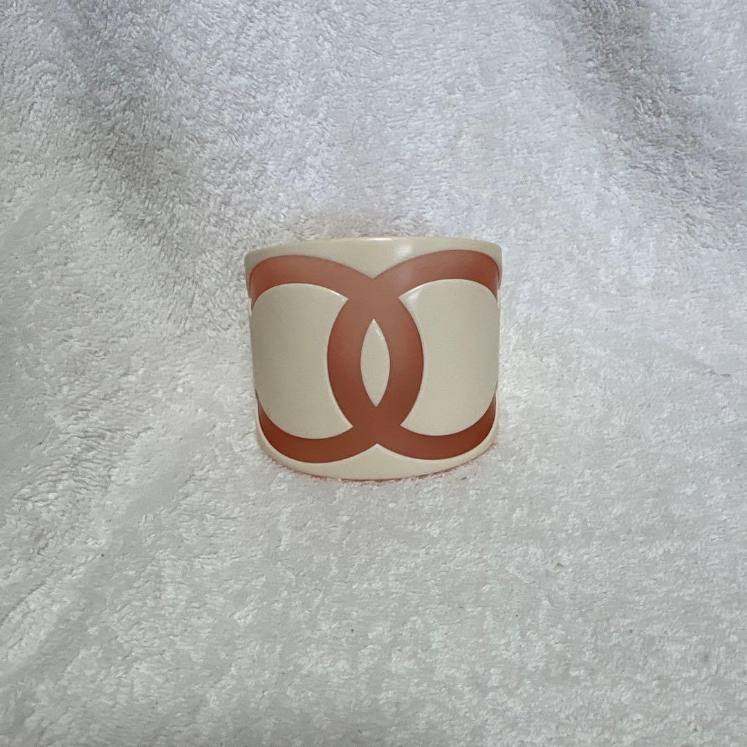 CHANEL ピンク　バングル