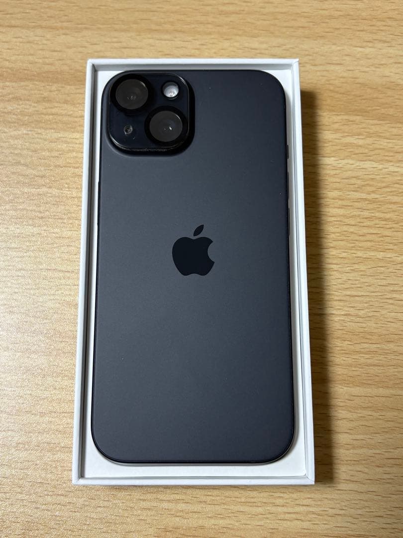 iPhone 15ブラック 本体　256GB simフリー