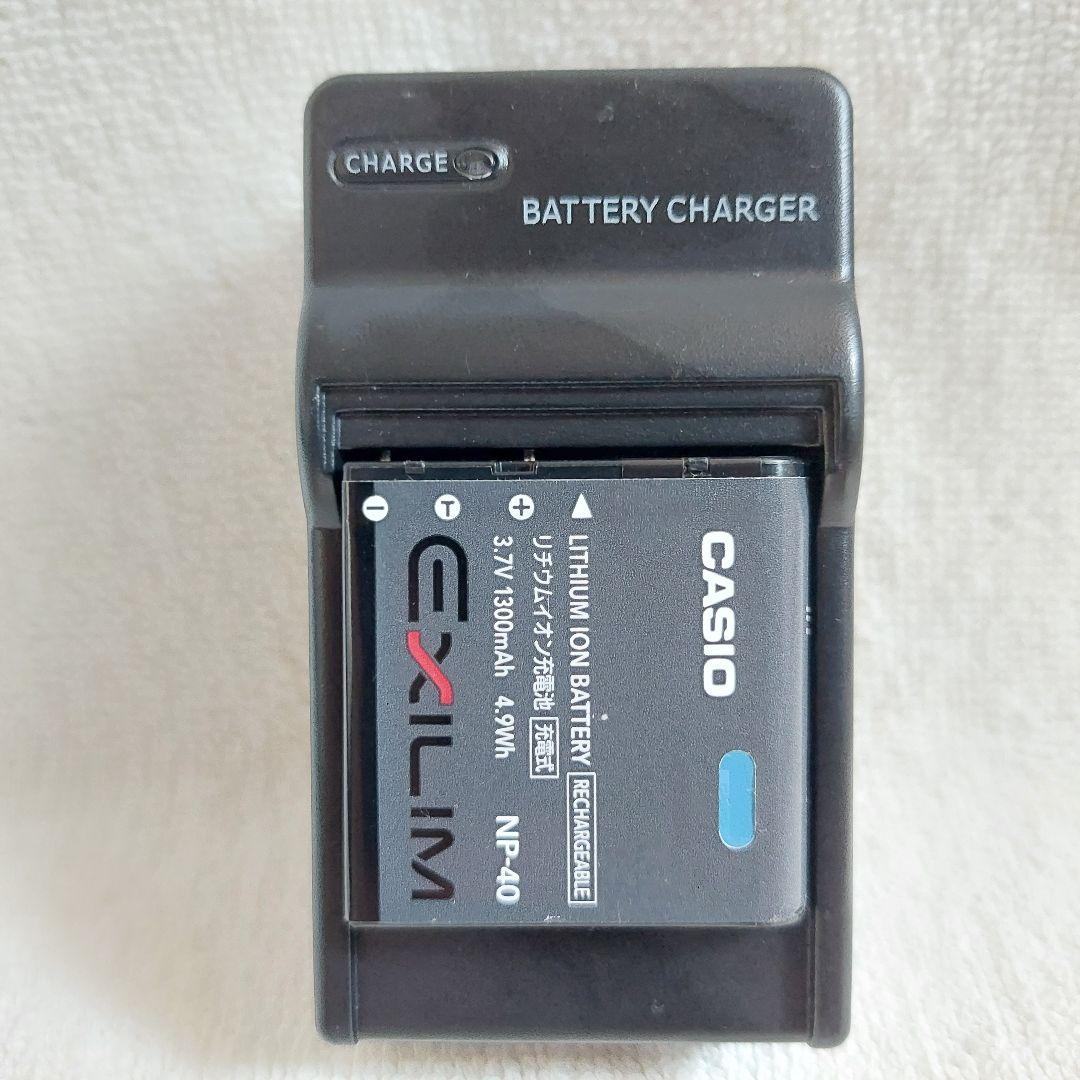 美品 CASIO コンパクトデジタルカメラ EXILIM EX-FC160S 赤