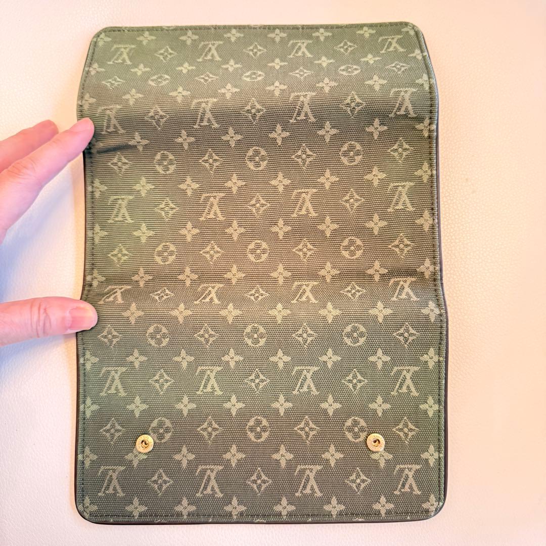 未使用品！生地に一部色褪せあるため激安！ルイヴィトン モノグラムミニ 長財布