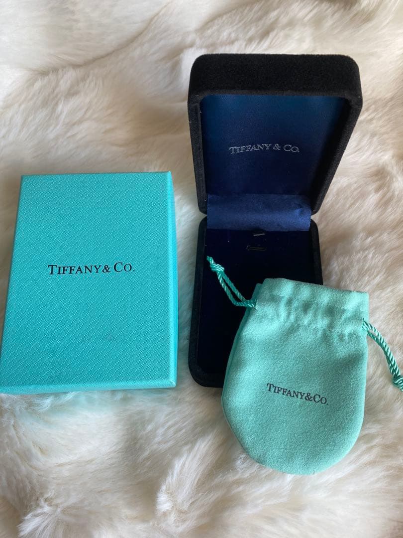 Tiffany & Co. ティファニーTスマイルペンダント