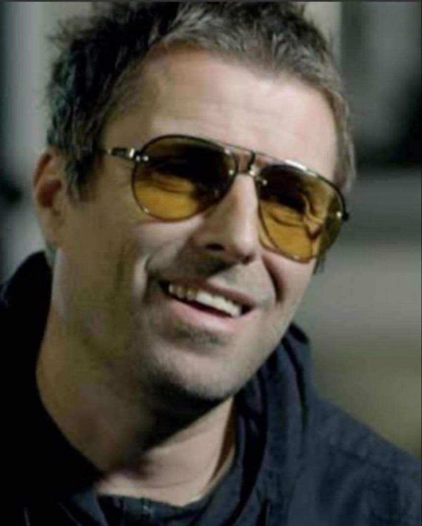 カレラ リアムギャラガー oasis オアシス　liam gallagher