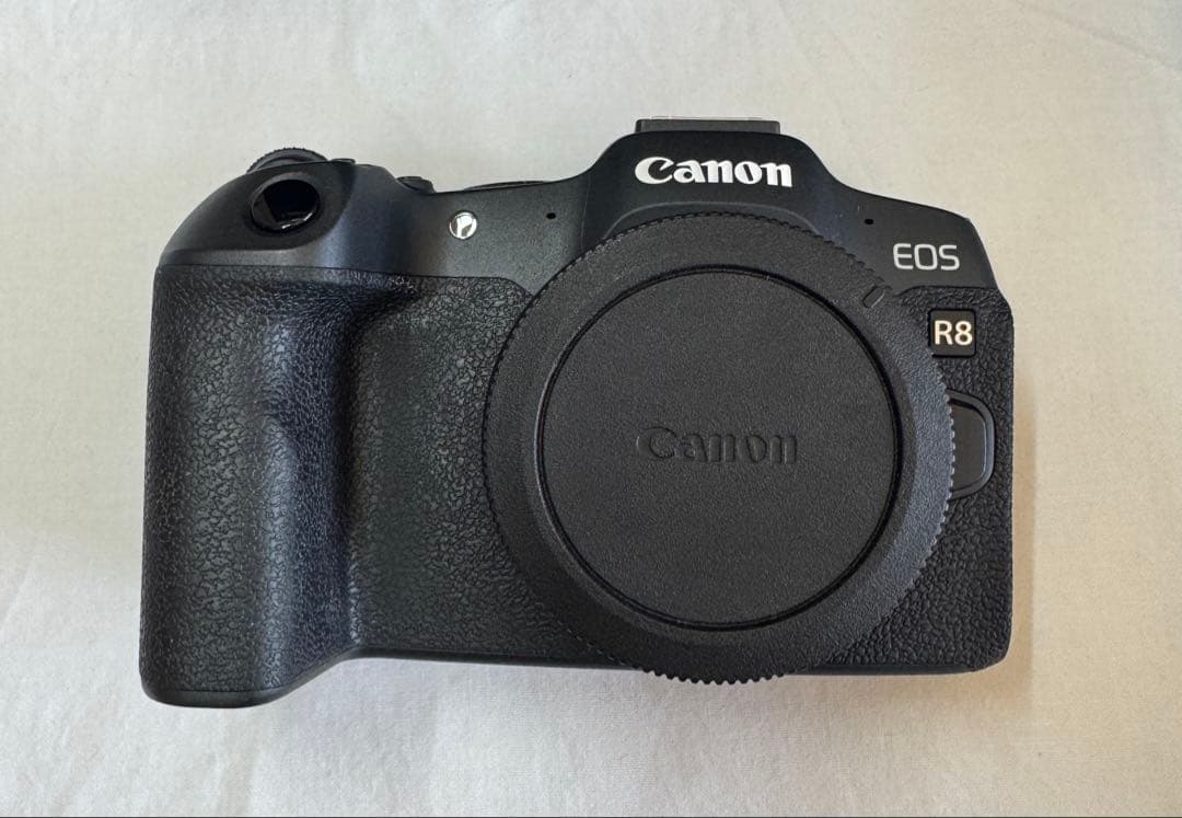 【値引済み】EOSR8とRF24-105 Ｌ　F4