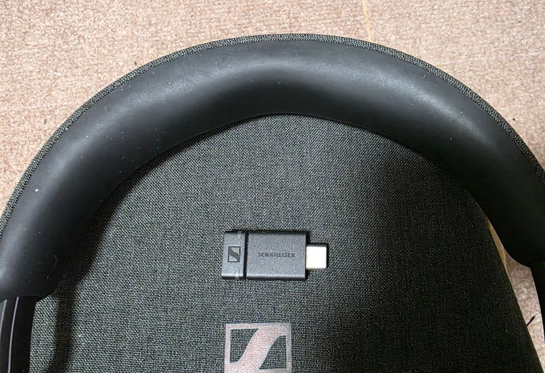 ヘッドホン Sennheiser Momentum4 Wireless +BTD600