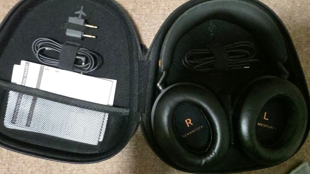 ヘッドホン Sennheiser Momentum4 Wireless +BTD600
