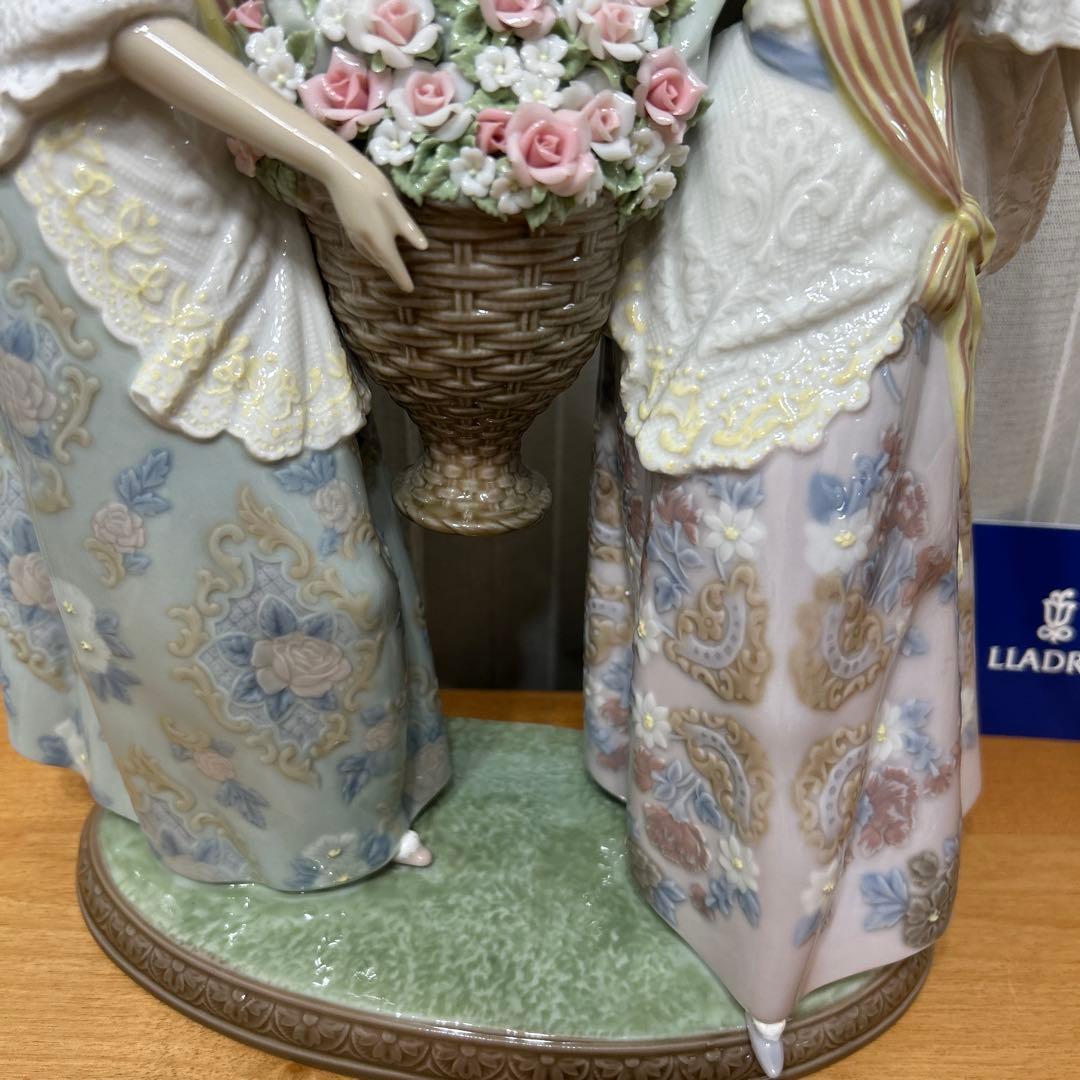 リヤドロ LLADRO (献花) 世界　　　　　　3000体限定！超特価！