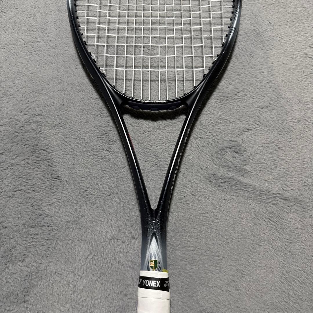 【美品】YONEX ボルトレイジ8V