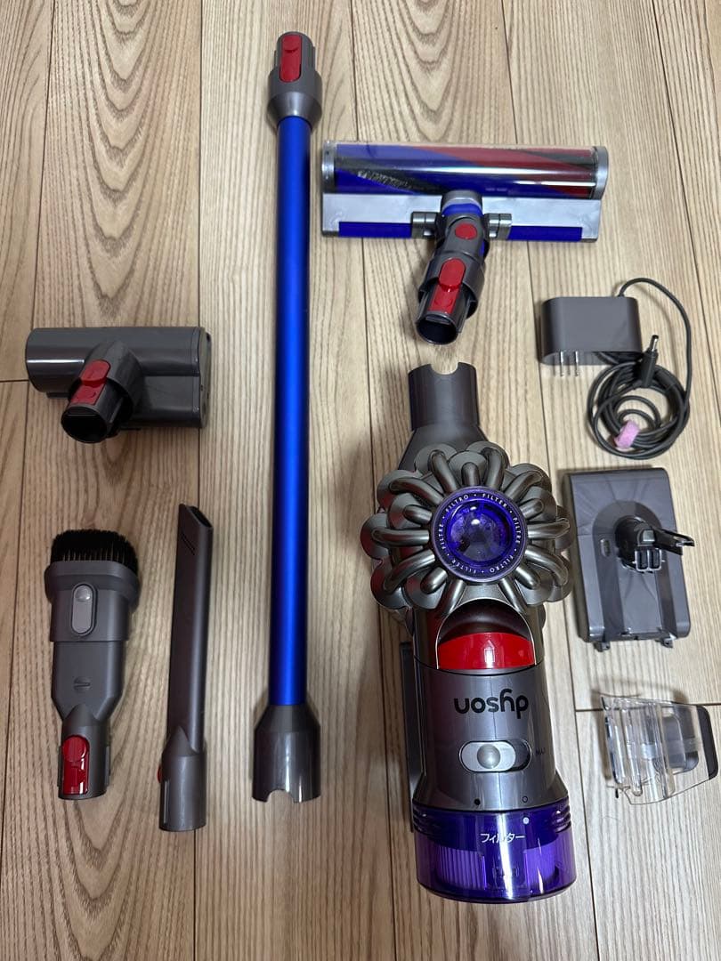 【2025年購入】dyson 8 slim fluffyスティッククリーナー